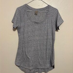 CALIA by Carrie Underwood Light Gray Short Sleeve Tee